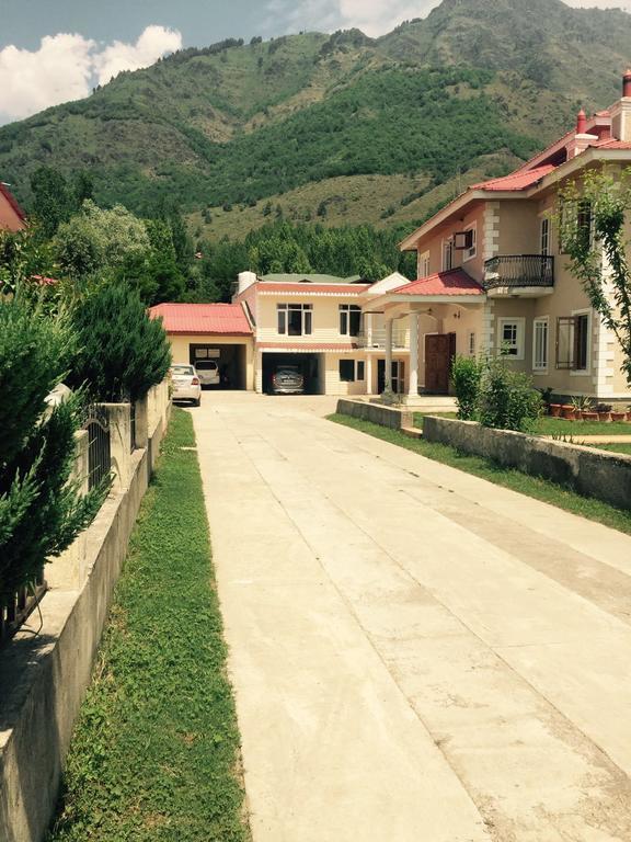 Hôtel Shalimar Heights à Srīnagar Extérieur photo